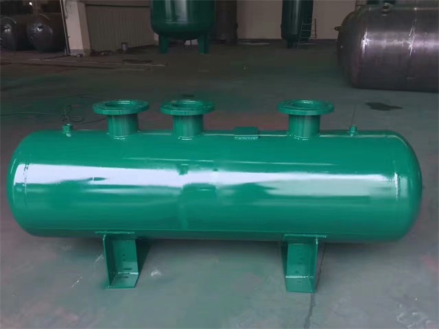 1679991473376569.jpeg 海西海西海西蒸汽分气缸1.jpeg
